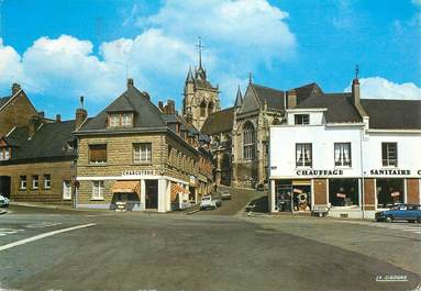  CPSM FRANCE 76 "Aumale, Place de la Libération"