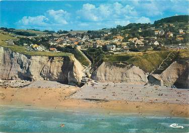  CPSM FRANCE 76 "Berneval sur Mer, la plage et les falaises"