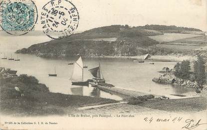 .CPA   FRANCE 22 " Ile de Brehat, Le port clos"