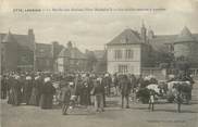 22 Cote D'armor .CPA   FRANCE 22 " Lannion, Le marché aux bestiaux place Marhallac"h"