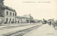 22 Cote D'armor .CPA   FRANCE 22 " Guingamp,  La gare, arrivée du rapide" / TRAINS