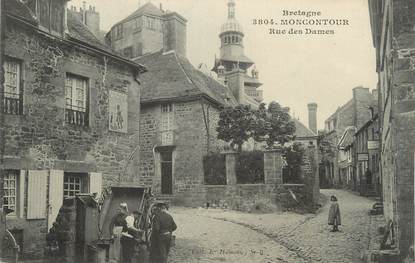 .CPA   FRANCE 22 " Moncontour, Rue des Dames"