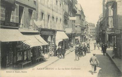 .CPA FRANCE 22 "St Brieuc, Rue St Guillaume"