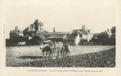 . CPA FRANCE 86 "Avanton, Vue du bourg près du château et de l'église"
