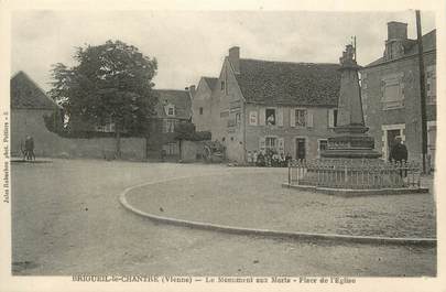 . CPA FRANCE 86 "Brigueil le Chantre, Le monument aux morts, place de l'église"