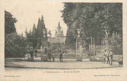 . CPA FRANCE 86 "Chatellerault, Entrée du square"