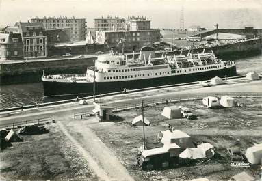 CPSM  FRANCE 76 "Dieppe, l'entrée du Lisieux dans le chenal"