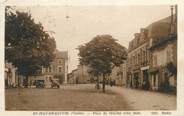 86 Vienne . CPA  FRANCE 86 " St  Jean de Sauves, Place du marché"