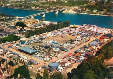 CPSM  FRANCE 76 "Elbeuf, le champ de foire" / CIRQUE