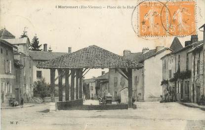 . CPA  FRANCE 87 "Mortemart, Place de la halle"