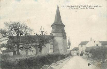 .CPA FRANCE 87 "St  Léger Magnazeix, L'église et l'entrée du bourg"