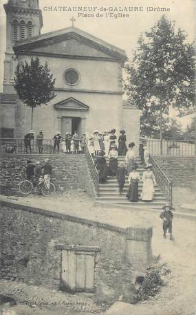 .CPA FRANCE 26 "Châteauneuf de Galaure, Place de l'église"