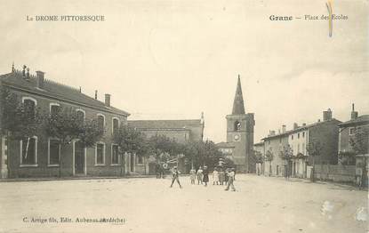 .CPA FRANCE 26 "Grane, Place des écoles"