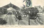 26 DrÔme .CPA FRANCE 26 "Valence, Intérieur de la gare" / TRAINS