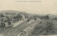 88 Vosge .CPA   FRANCE 88 "Bruyères en Vosges, La gare et le quartier Barbazan" / TRAINS