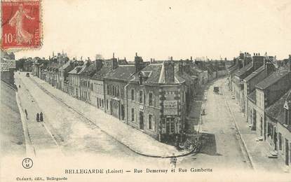 .CPA   FRANCE 45 " Bellegarde, Rue Demersay et rue Gambetta"