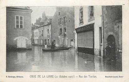 .CPA  FRANCE 45 "Orléans,  Crue de la Loire 21 octobre 1907, rue des Turcies "