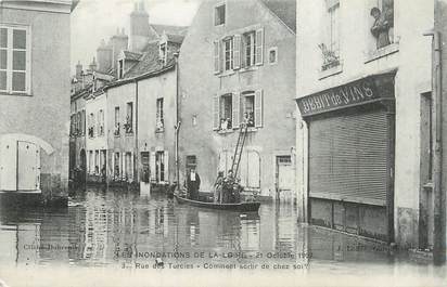 .CPA  FRANCE 45 "Orléans,  Les inondations du 21 octobre 1907,  rue des Turcies  "