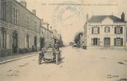 45 Loiret .CPA  FRANCE 45 " St Péravy la Colombe, La route de Châteaudun"