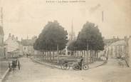 45 Loiret .CPA  FRANCE 45 "Patay, La place Jeanne d'Arc"