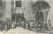 84 Vaucluse .CPA  FRANCE 84 "Avignon, Souvenir de l'exposition 1907, Cour d'honneur du Palais des Papes"