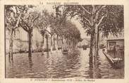 84 Vaucluse .CPA FRANCE 84 " Avignon, Allées St Michel " / INONDATIONS 1935