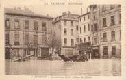 84 Vaucluse .CPA FRANCE 84 " Avignon, Place St Didier " / INONDATIONS 1935