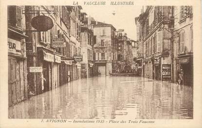 .CPA FRANCE 84 " Avignon,  Place des Trois Faucons" / INONDATIONS 1935