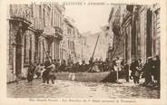 84 Vaucluse .CPA FRANCE 84 " Avignon,  Les nacelles du 7ème génie  assurent le transport" / INONDATIONS 1935