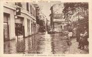 84 Vaucluse .CPA FRANCE 84 " Avignon,  Rue des Lices" / INONDATIONS 1935