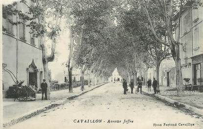 .CPA  FRANCE 84 " Cavaillon, Avenue Joffre"