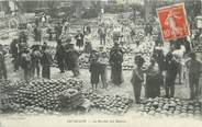 84 Vaucluse .CPA  FRANCE 84 " Cavaillon, Le marché aux melons.  "