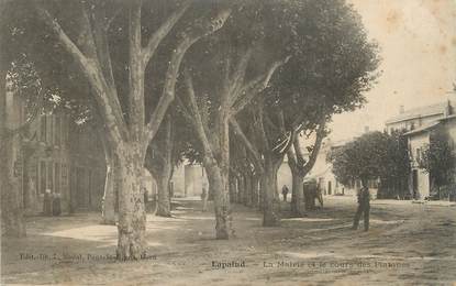 .CPA  FRANCE 84 " Lapalud, La Mairie et le cours des platanes"