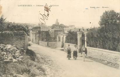 .CPA  FRANCE 84 " Lourmarin, Avenue du Galinier"