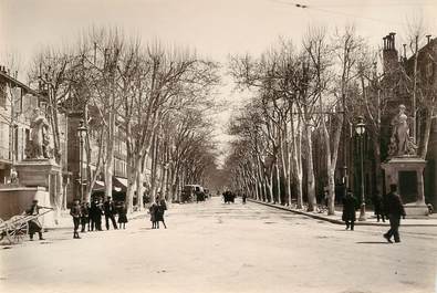  PHOTO ORIGINALE  /  FRANCE 13  "Aix, le cours Mirabeau"