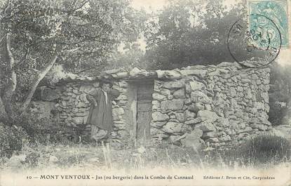 .CPA  FRANCE 84 "Mont Ventoux, Bergerie dans la Combe de Cannaud"