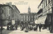 84 Vaucluse .CPA  FRANCE 84 "Orange, Place de l'Hôtel de Ville et marché aux grains"
