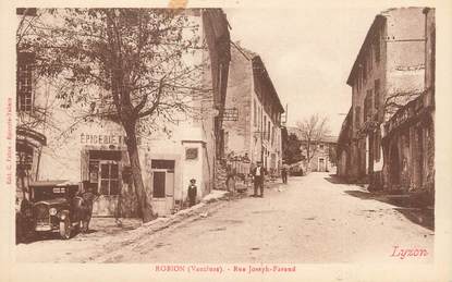 .CPA   FRANCE 84 "Robion, Rue Joseph Faraud"