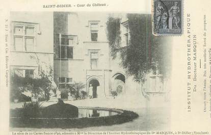 .CPA  FRANCE 84 "St  Didier, Cour du château, Institut hydrothérapique"