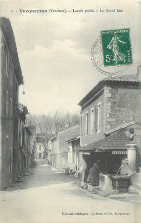 .CPA  FRANCE 84 "Vacqueyras, Lavoir public, la grande rue"