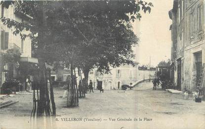 .CPA  FRANCE 84 "Velleron, Vue générale de la place"