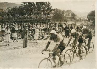  PHOTO ORIGINALE / FRANCE 68 "Le Tour de France à Thann" / CYCLISME