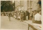 France  PHOTO ORIGINALE / FRANCE 73 "Aix les Bains, le tour de France, arrivée du vainqueur Max Bulla" / CYCLISME