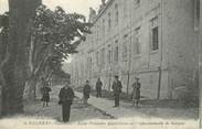 84 Vaucluse .CPA  FRANCE 84 "Valréas,  Ecole primaire supérieure et professionnelle de garçons"