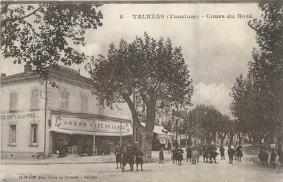 .CPA  FRANCE 84 "Valréas,  Cours du Nord"