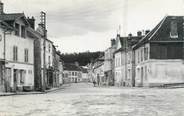 77 Seine Et Marne .CPSM  FRANCE 77 " Villeneuve sur Bellot, Rue principale"