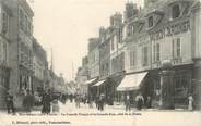 77 Seine Et Marne .CPA  FRANCE 77 "Montereau - Faut - Yonne, La grande pompe et la grande rue"