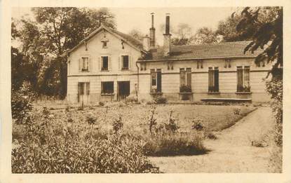 .CPA  FRANCE 77 " Crégy les Meaux, La maison maternelle"