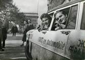 75 Pari PHOTO ORIGINALE / FRANCE 75 "Paris, la voiture française qui a circulé librement en Russie"