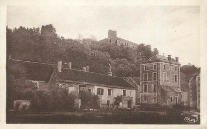 .CPA  FRANCE 89 "Druyes les Belles Fontaines, Vue prise des sources et château fort"